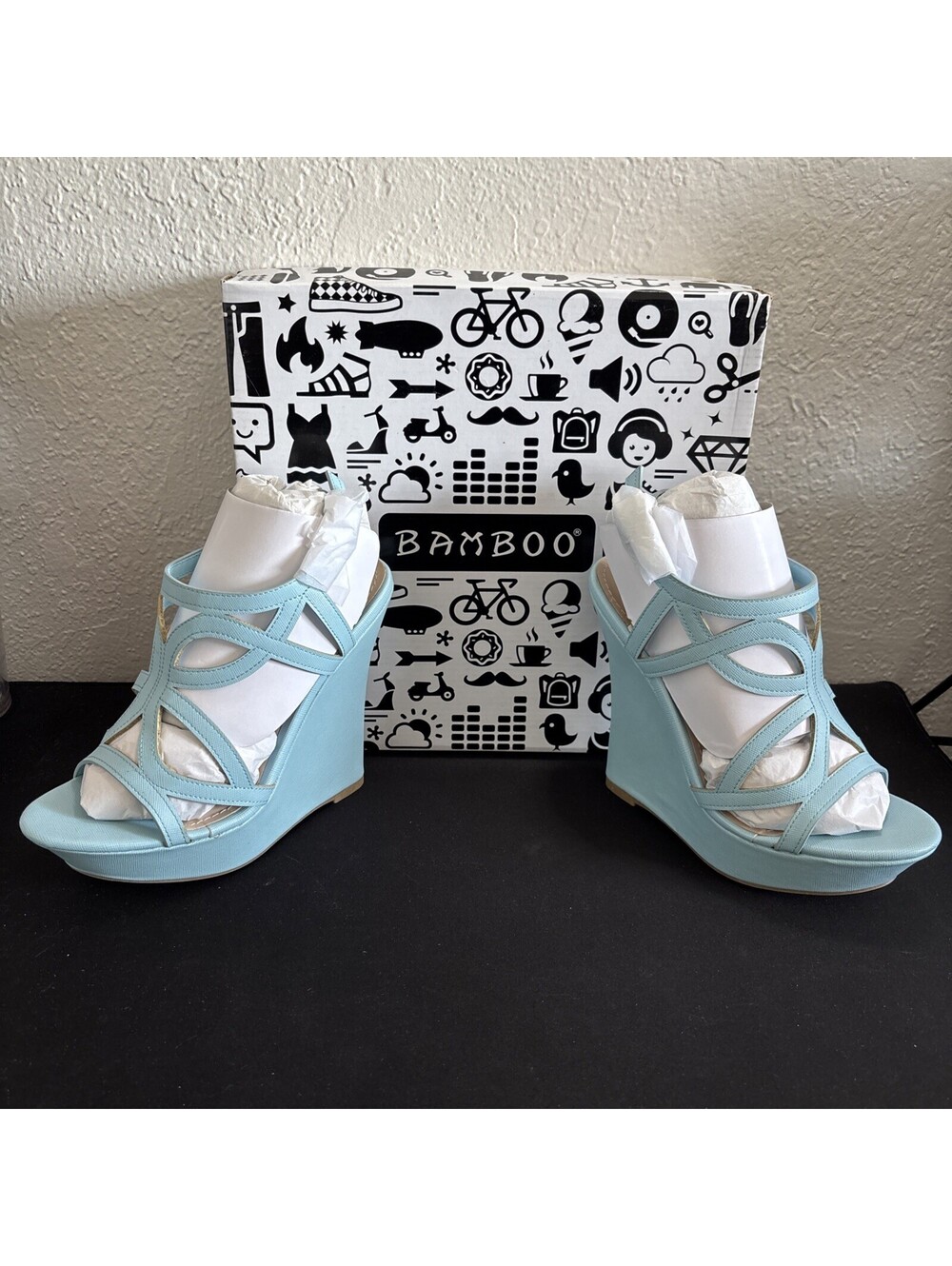 Bamboo Pompeii Blue Caged Wedge Sandals Strappy Platform Heels Open Toe Size 6.5